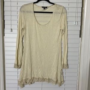 Cream Lace Dress - size medium - brand new no tags